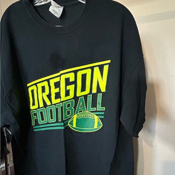 Men’s XXL Oregon Ducks T - Picture 1 of 5